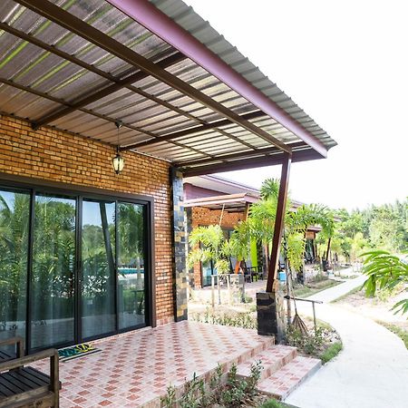 Siri Lanta Resort Ko Lanta Екстериор снимка
