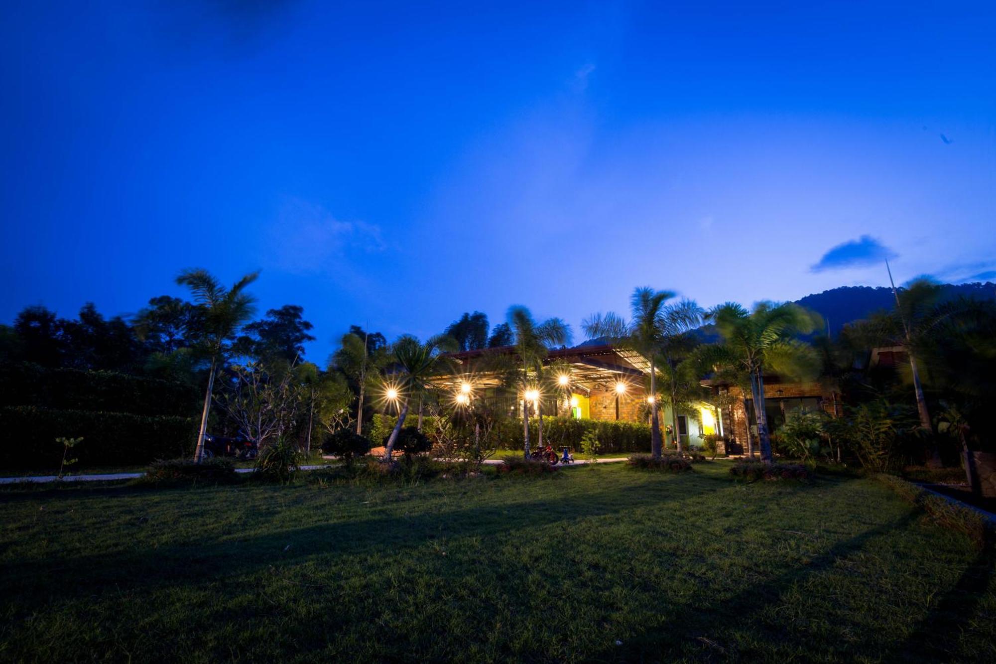 Siri Lanta Resort Ko Lanta Екстериор снимка