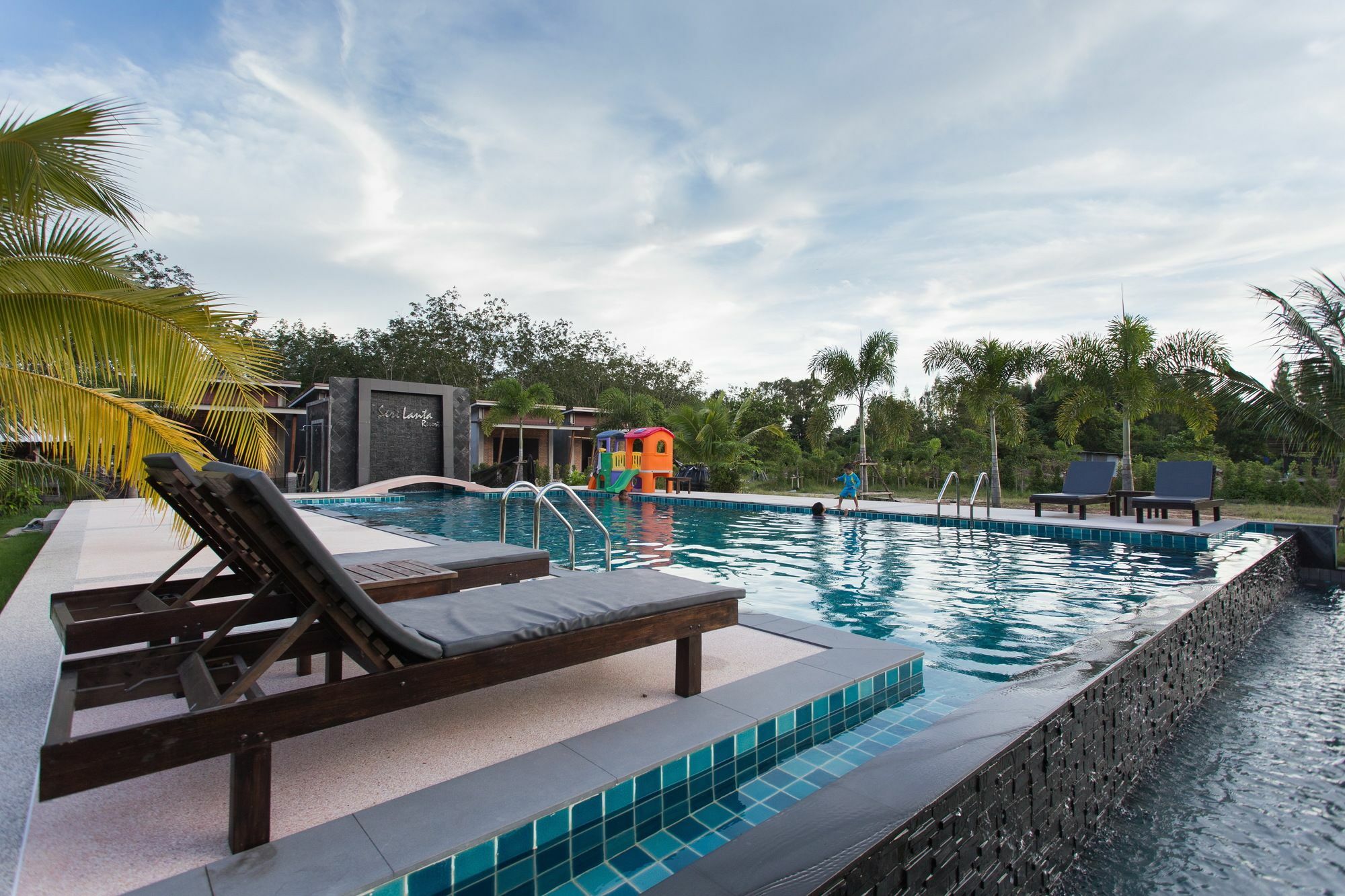 Siri Lanta Resort Ko Lanta Екстериор снимка